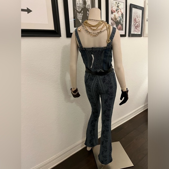 Elastic band flared leggings pants with blue pattern, elastane soft fabric. - Picture 7 of 14